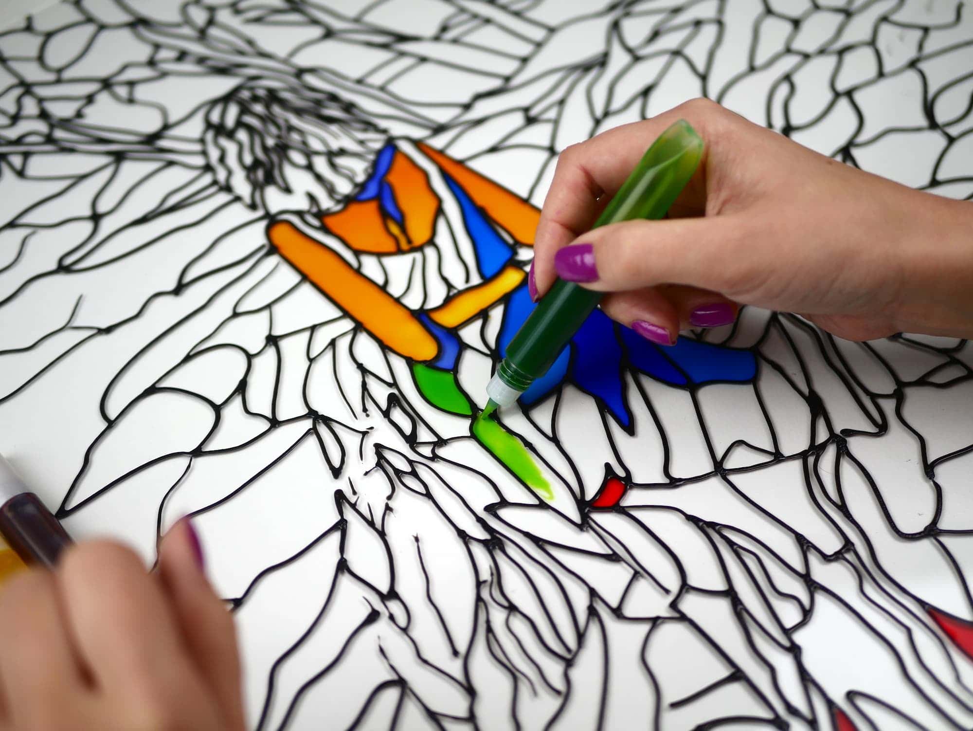 Рисование витражными красками для детей